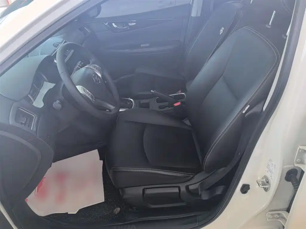 Nissan Tiida 2023 — фото 11