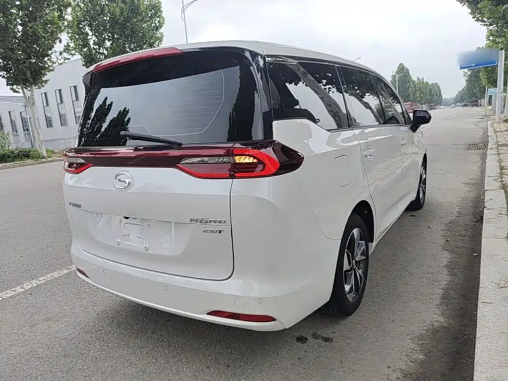 GAC Trumpchi M6 2023 — фото 7