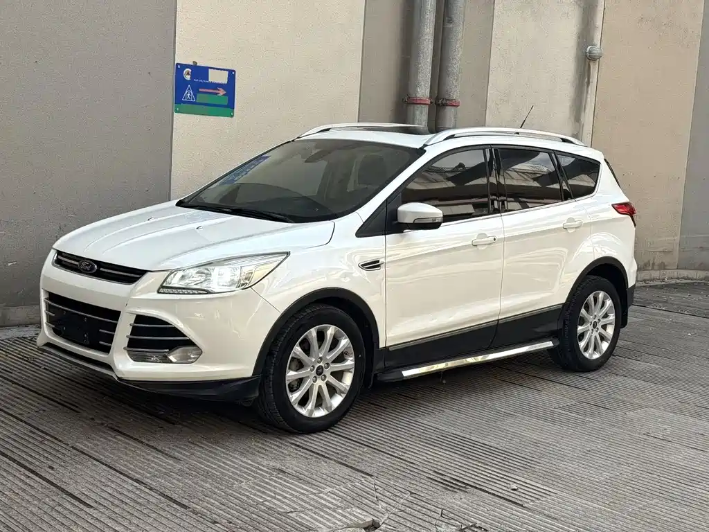 Ford Kuga 2016