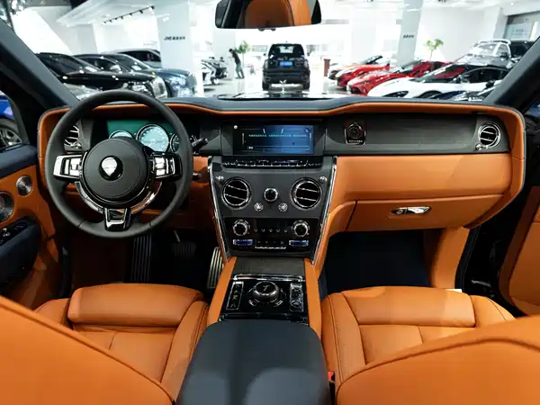 Rolls-Royce Cullinan 2018