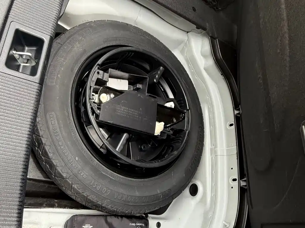 Mercedes-Benz C-Class 2013 — фото 16