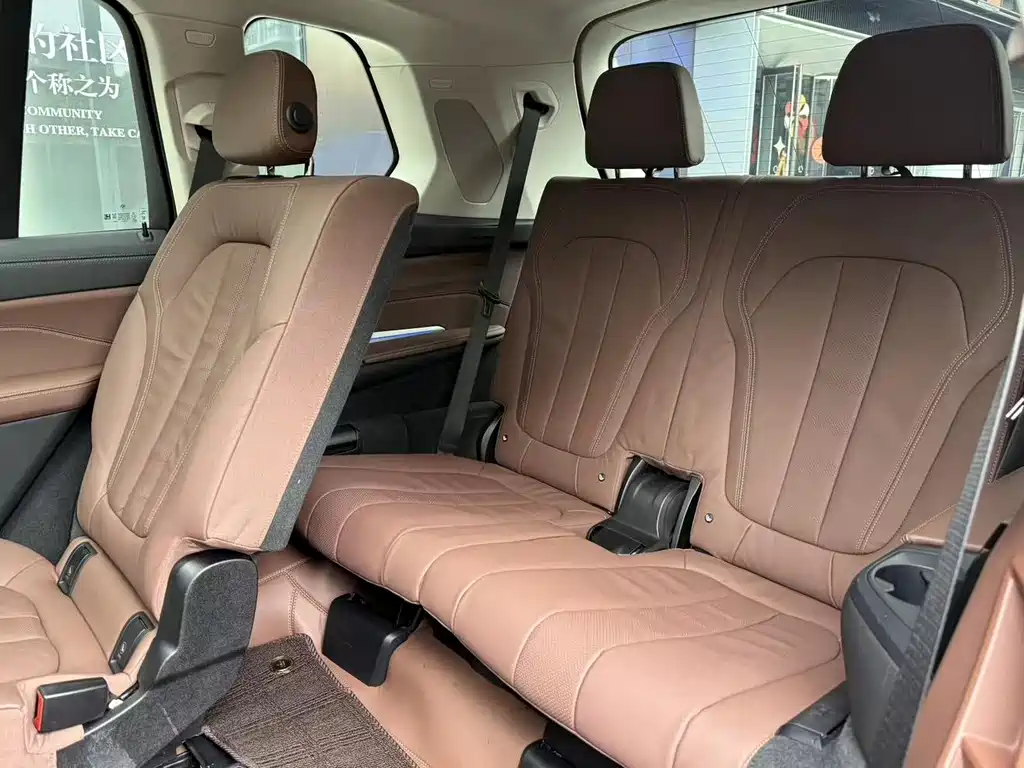 BMW X7 2022 — фото 12