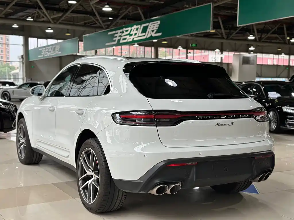 Porsche Macan 2023 — фото 5