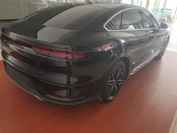 BYD Han 2025