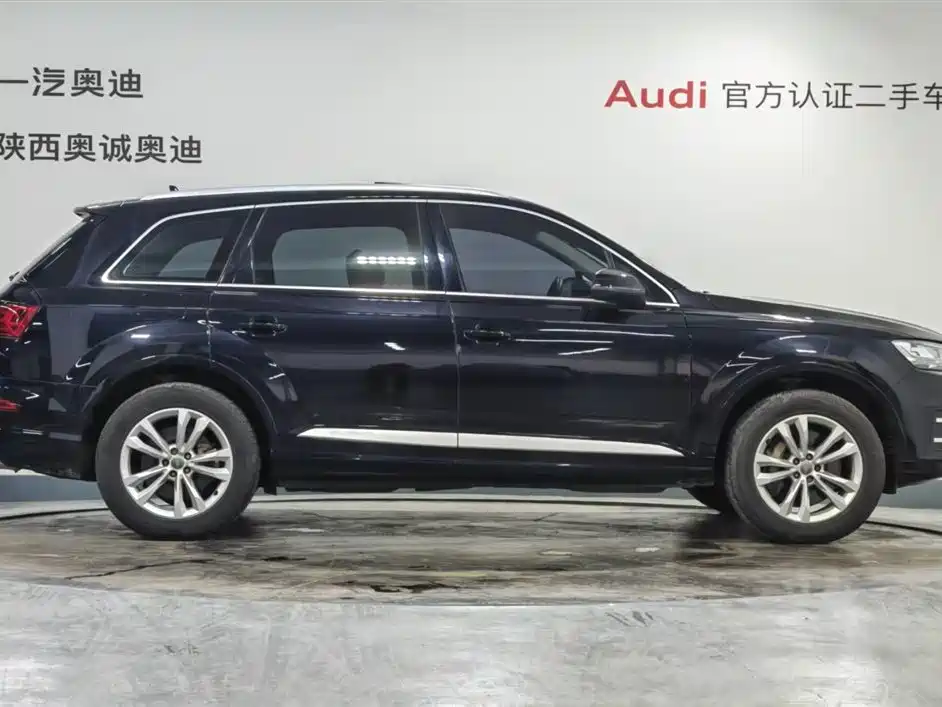 Audi Q7 2019 — фото 3