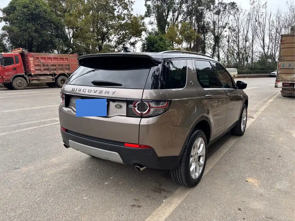 Land Rover Discovery Sport 2017 — фото 4
