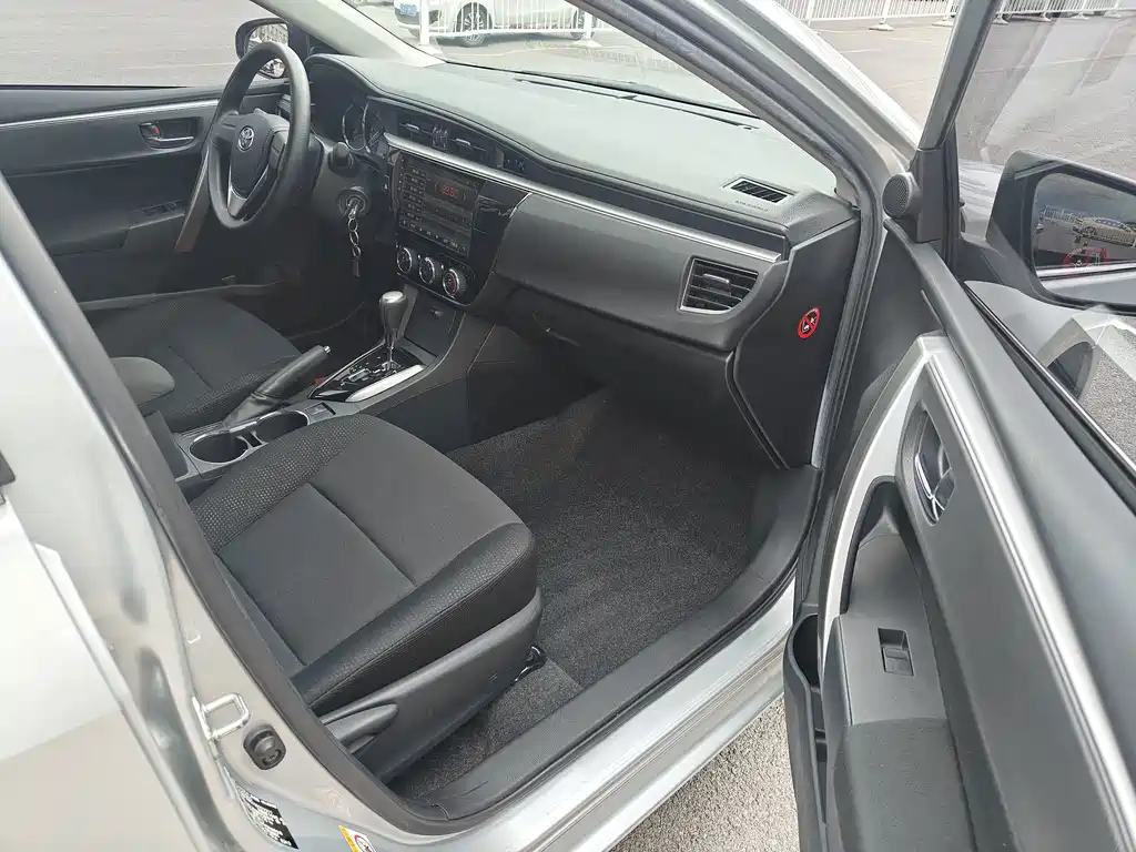 Toyota Corolla 2016 — фото 10