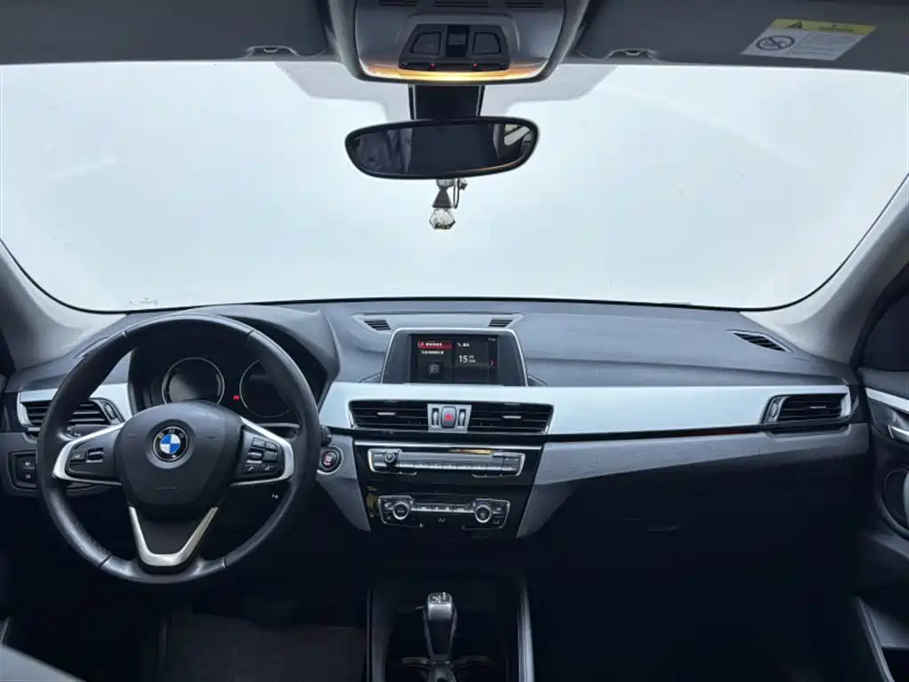 BMW X1 2019 — фото 9