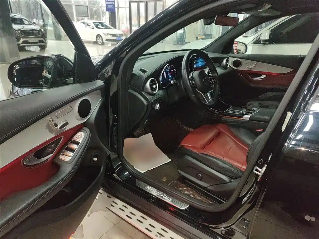 Mercedes-Benz GLC 2020 — фото 16