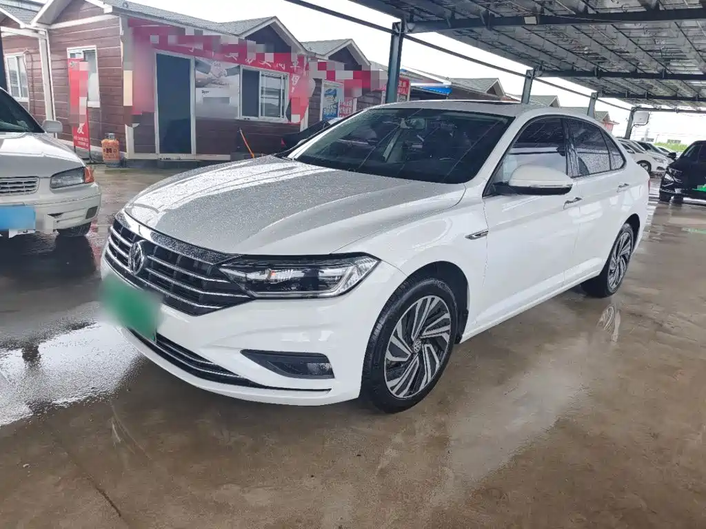 Volkswagen Sagitar 2022