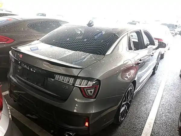 Lynk & Co 03 2021