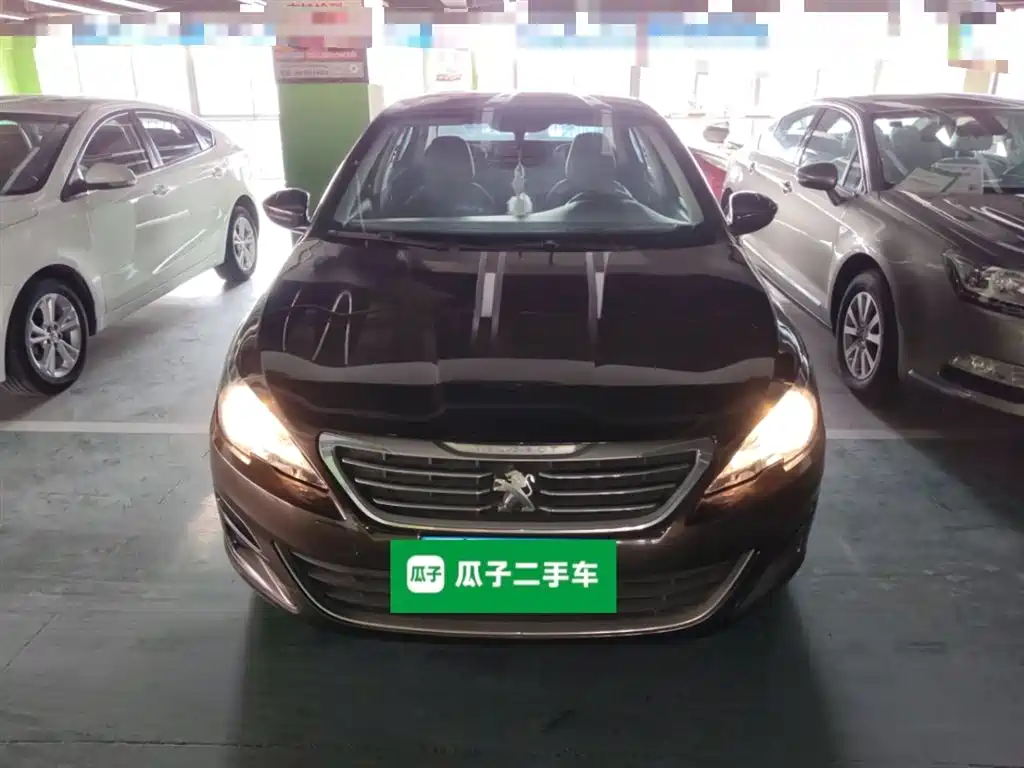 Peugeot 408 2016 — фото 19