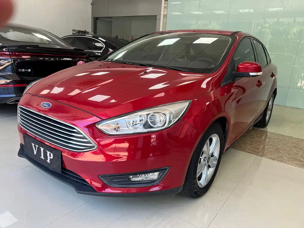 Ford Focus 2015 — фото 2