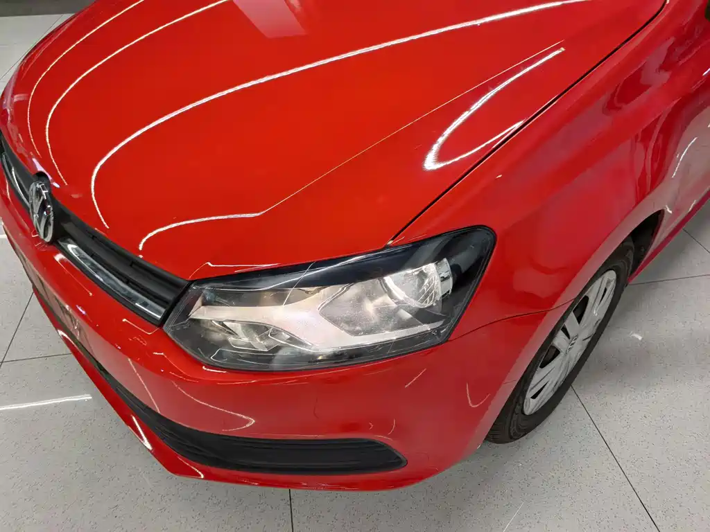 Volkswagen Polo 2016 — фото 14