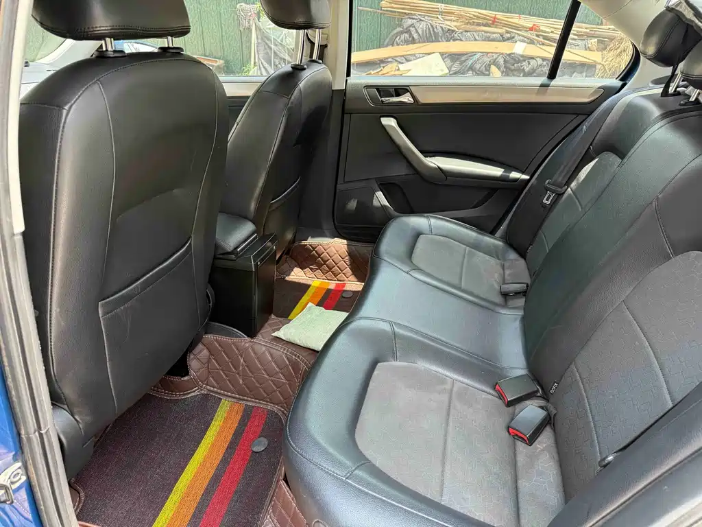 Volkswagen Santana 2015