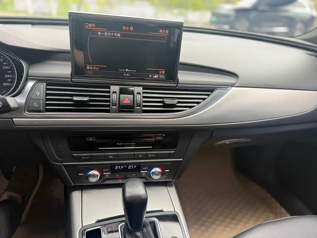 Audi A6L 2018 — фото 11