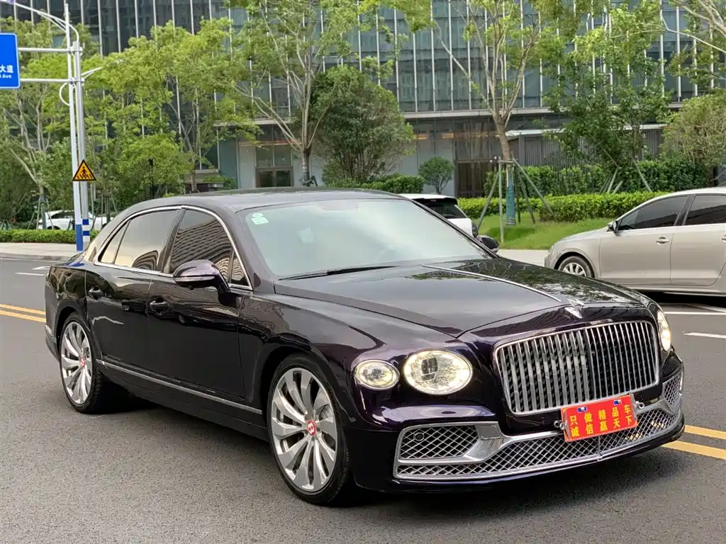 Bentley Flying Spur 2012 — фото 3