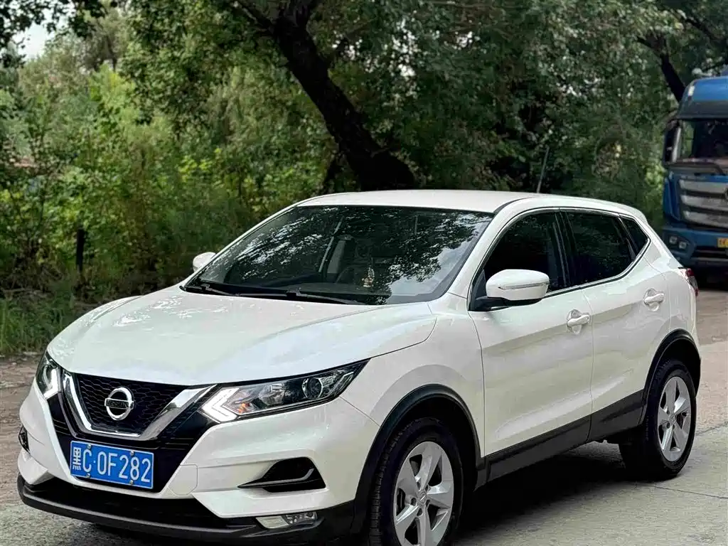 Nissan Qashqai 2022 — фото 1