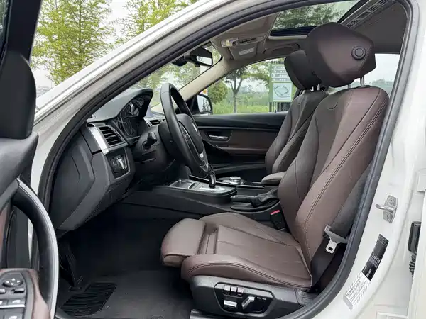 BMW 3 Series 2019