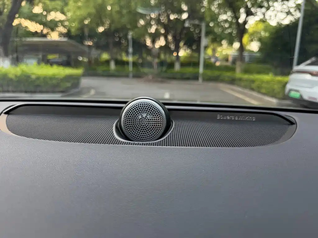 Volvo S60 2021 — фото 12