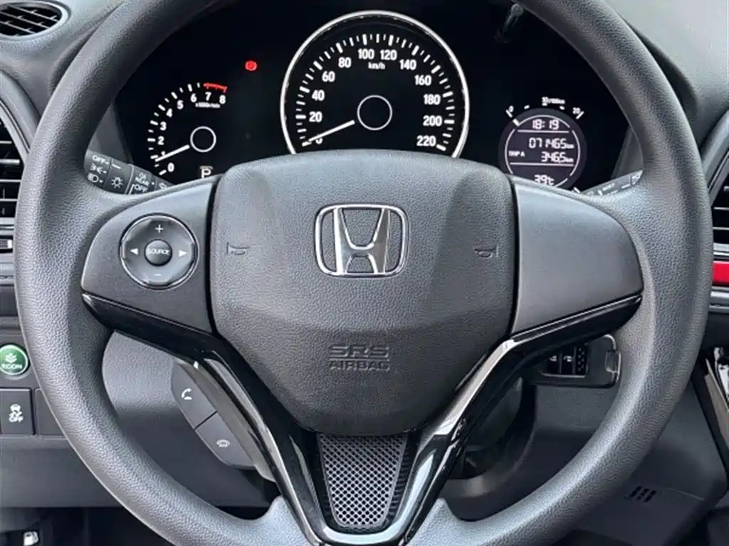 Honda Vezel 2017 — фото 13