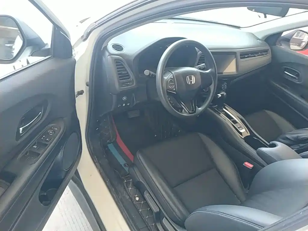 Honda Vezel 2022 — фото 15