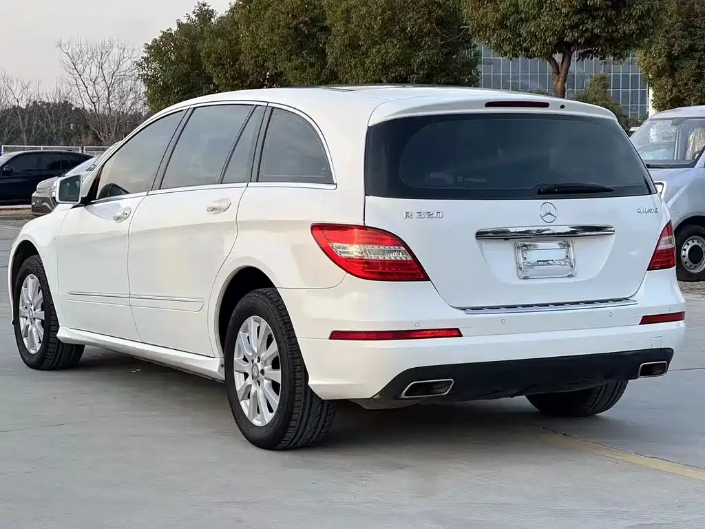 Mercedes-Benz R-Class 2015 — фото 4