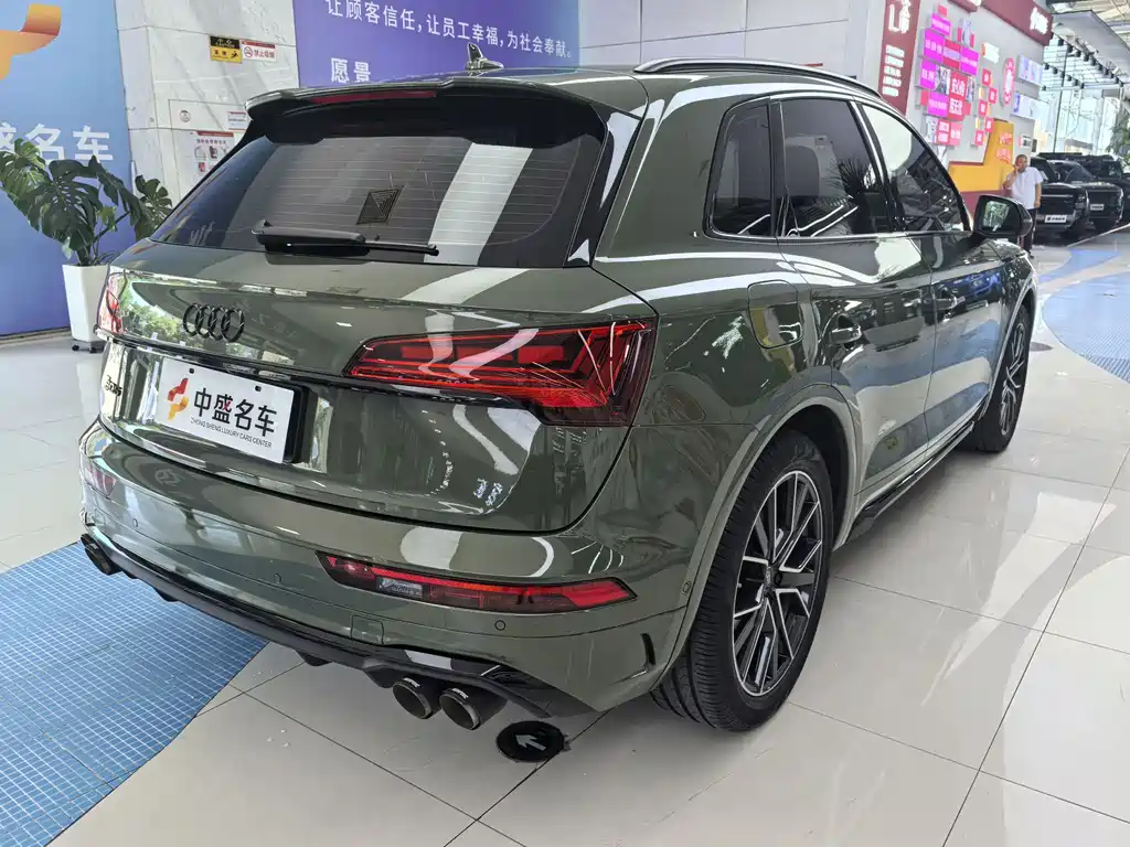 Audi SQ5 2022