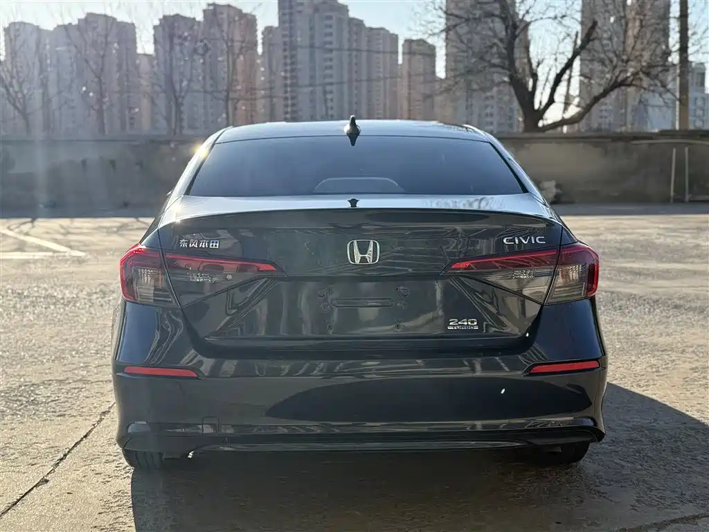 Honda Civic 2023 — фото 15