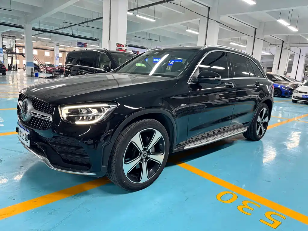 Mercedes-Benz GLC 2023 — фото 1