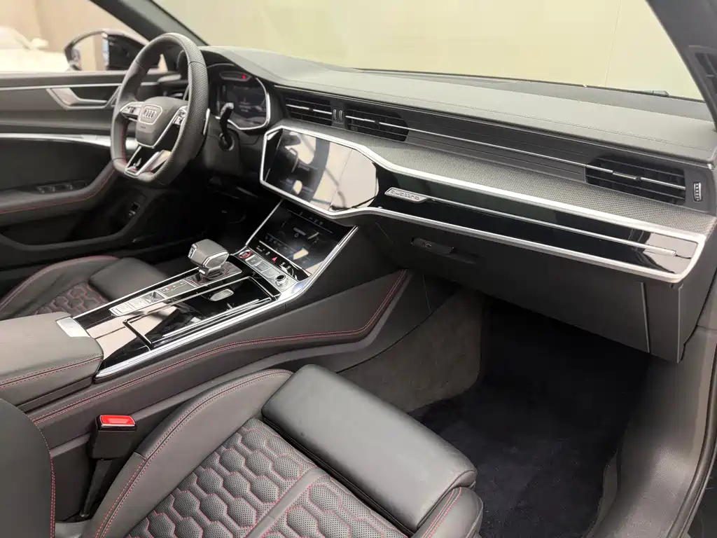 Audi RS 6 2024 — фото 14