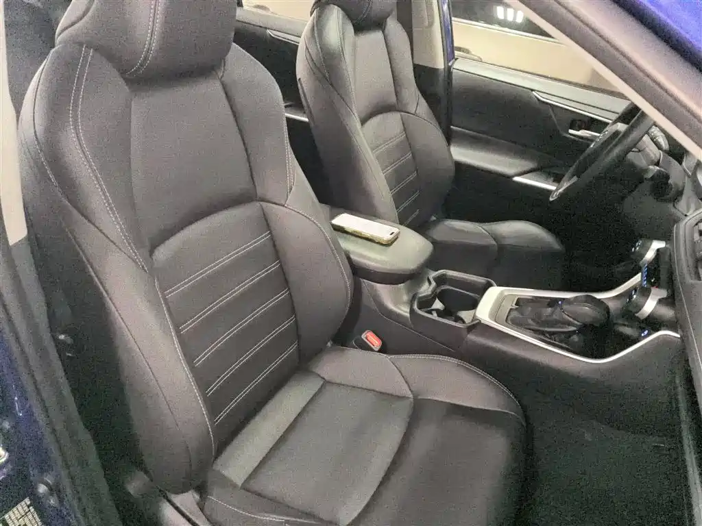 Toyota Wildlander 2020 — фото 25