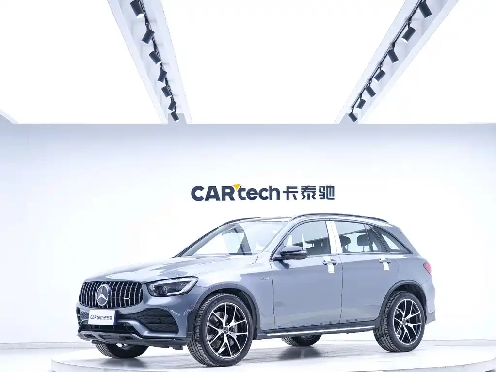 Mercedes-Benz GLC AMG 2021 — фото 1