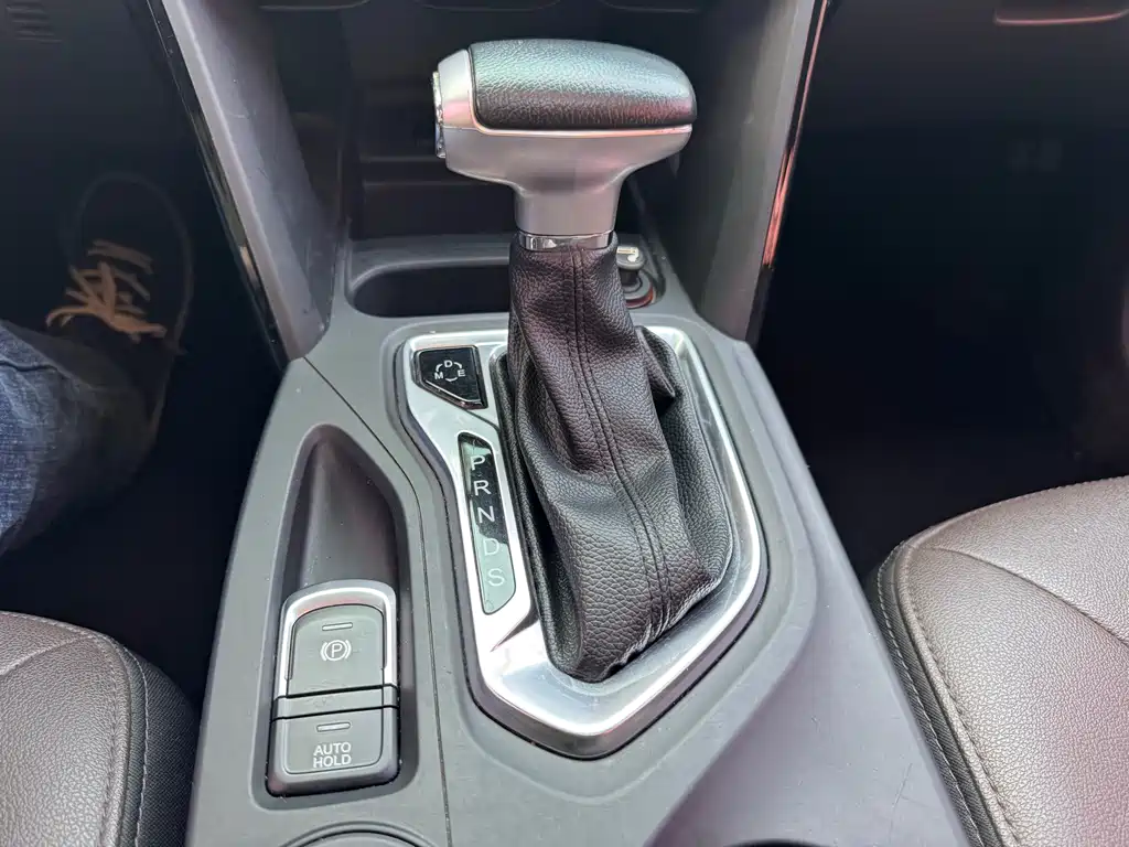 GAC Motor Trumpchi GS4 2016 — фото 13