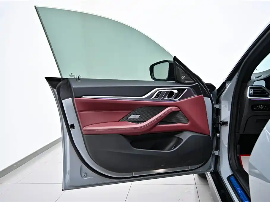 BMW 4 Series 2022 — фото 18