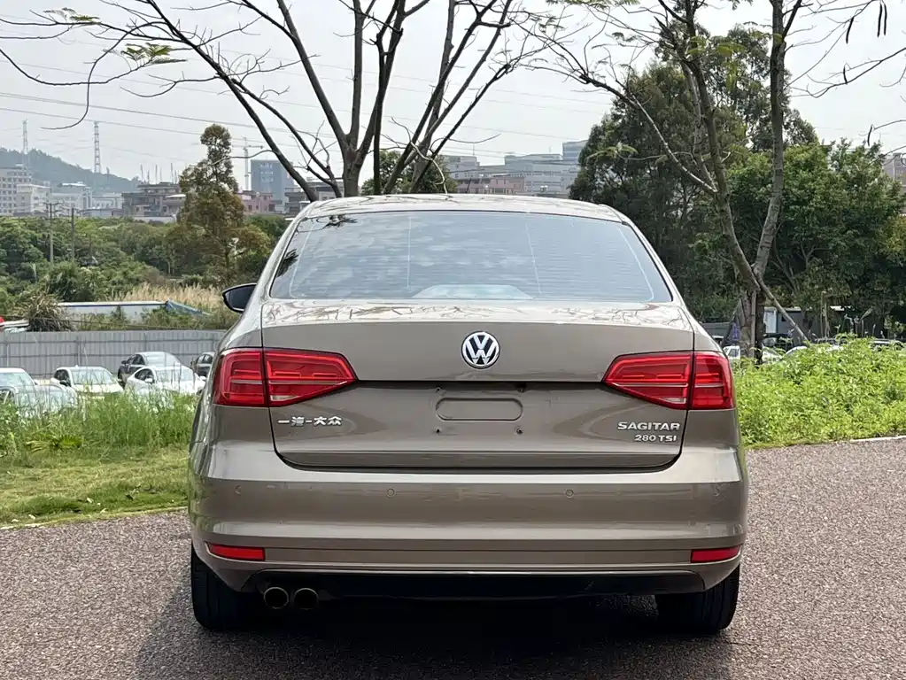 Volkswagen Sagitar 2018 — фото 3