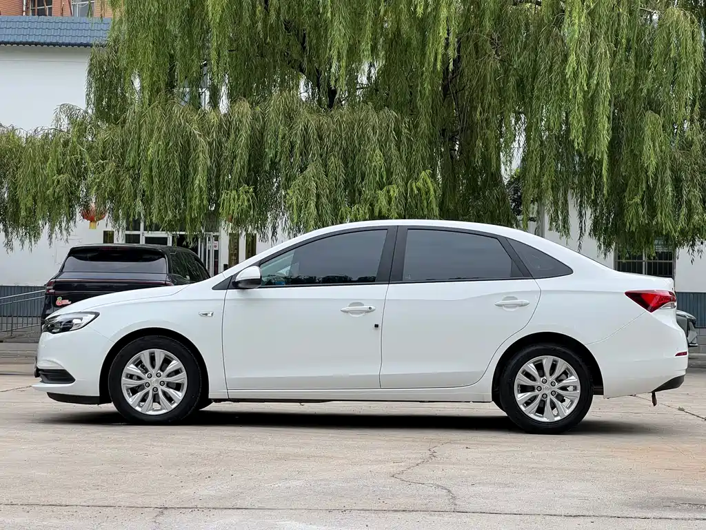 Buick Excelle 2021