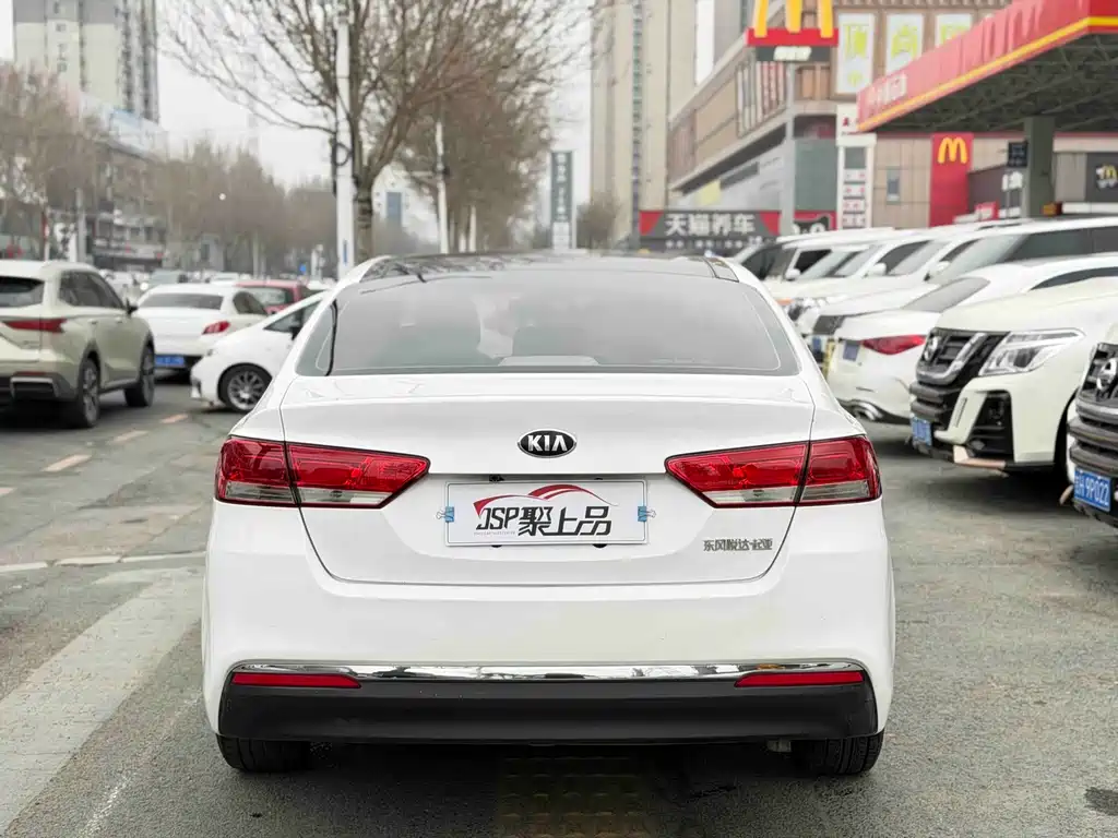 Kia K4 2015 — фото 14
