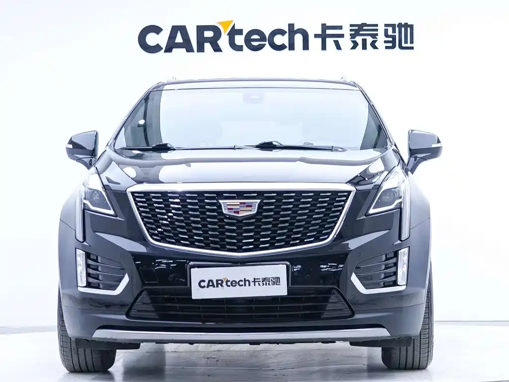 Cadillac XT5 2021 — фото 6