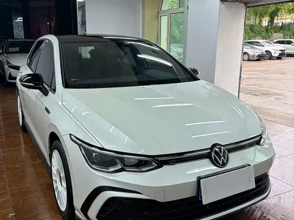 Volkswagen Golf 2023