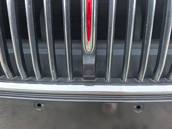 Hongqi H5 2022