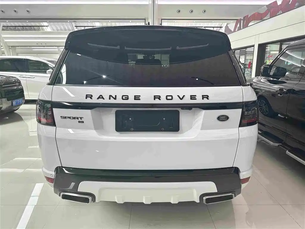 Land Rover Range Rover Sport 2022 — фото 18