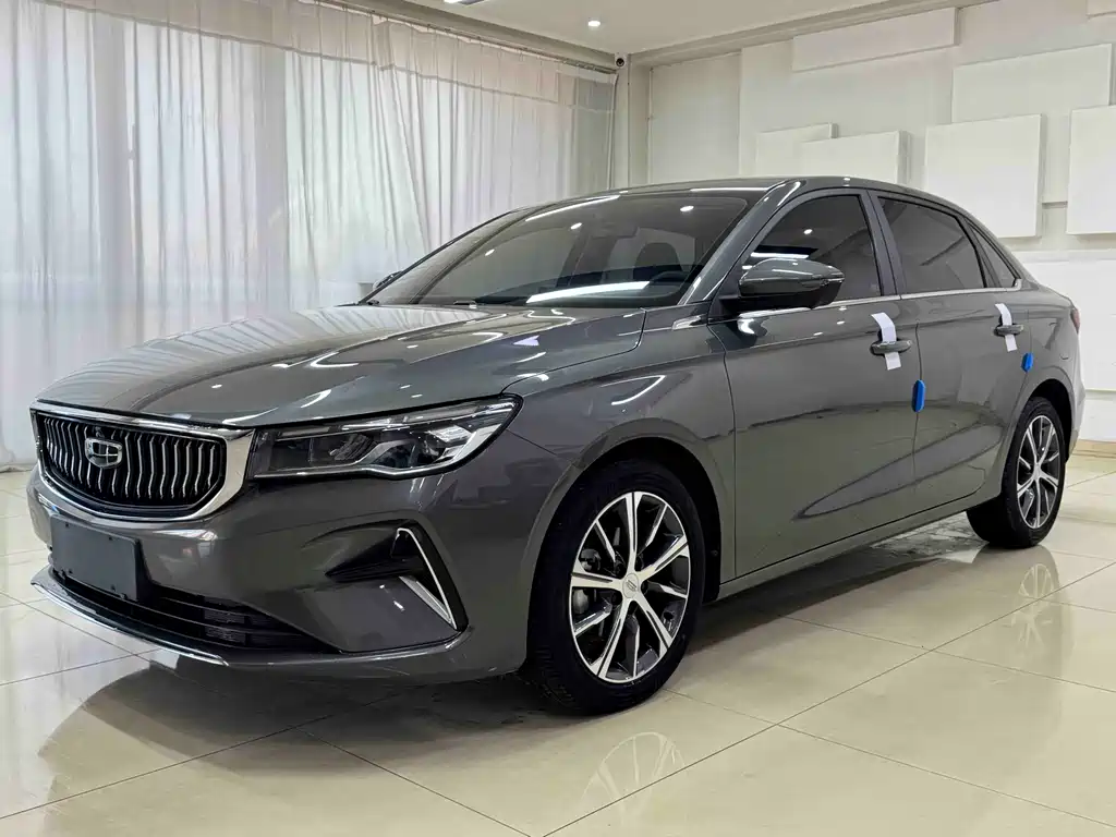 Geely Emgrand 2022 — фото 1