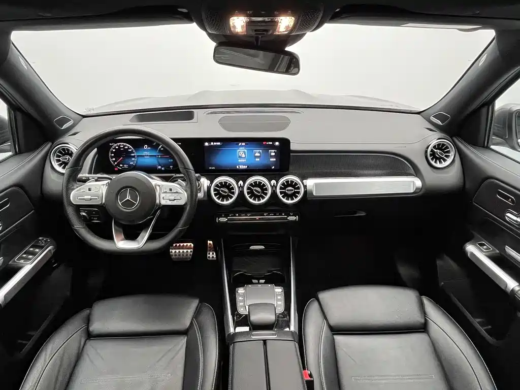Mercedes-Benz EQB 2022 — фото 17