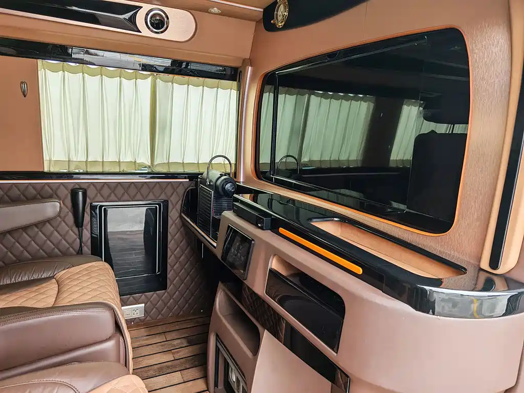 Volkswagen Caravelle 2018