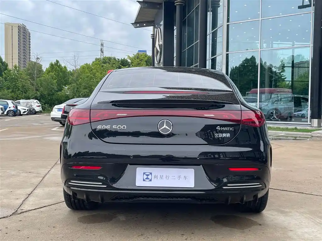 Mercedes-Benz EQE 2025