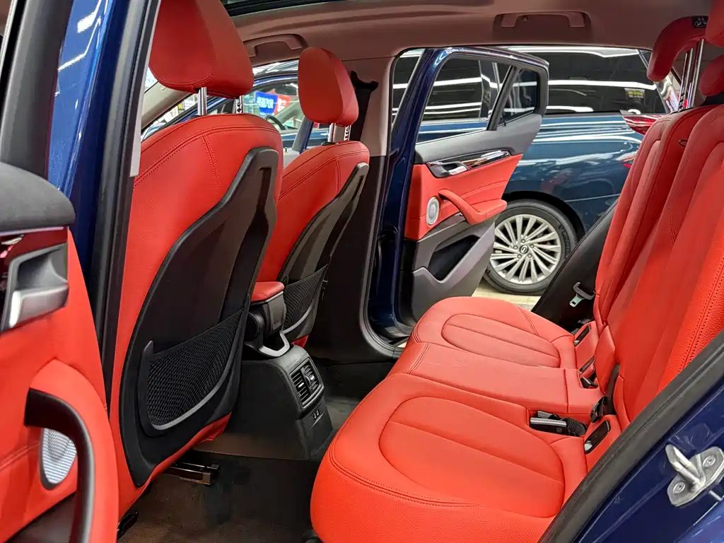 BMW X2 2022 — фото 13