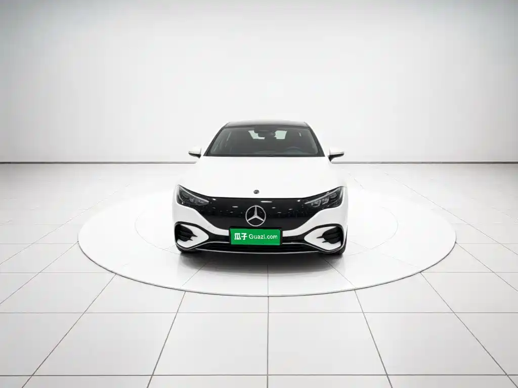 Mercedes-Benz EQE 2022 — фото 24
