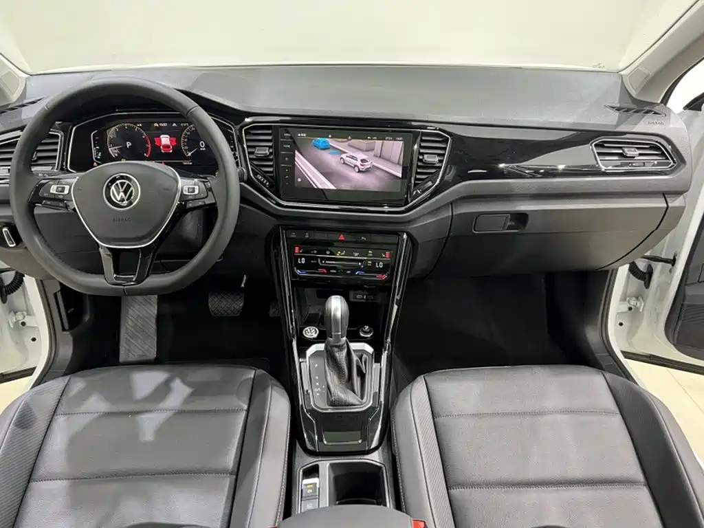 Volkswagen T-Roc 2022 — фото 13