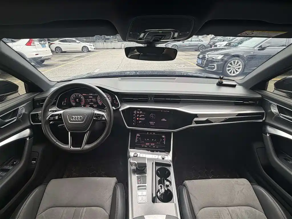 Audi A6L 2025